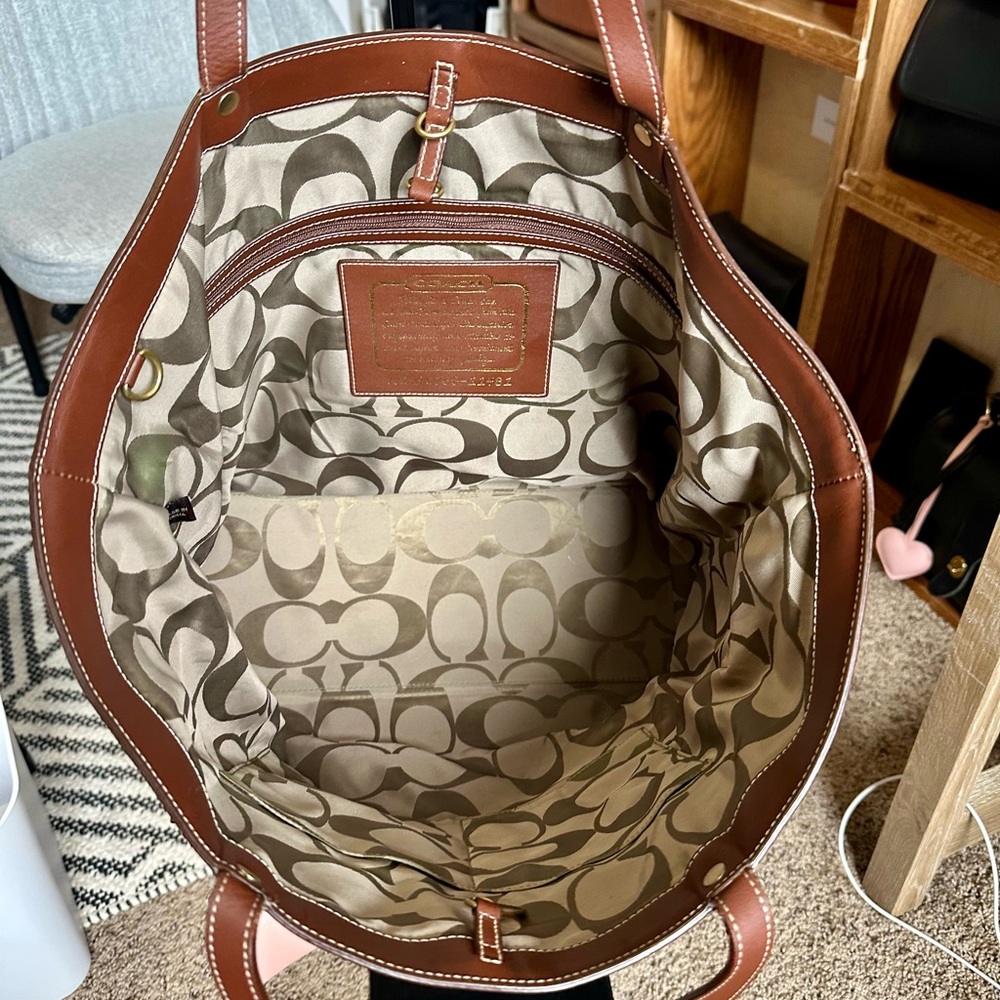 COACH TATTERSALL XL PLAID WEEKENDER TOTE and MATCHING WRISTLET - Picture 8 of 14